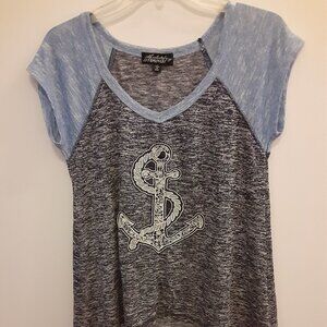 Absolutely Famous Size S Navy Blue/White Sailor Top w/Short Sleeves & V Neckline